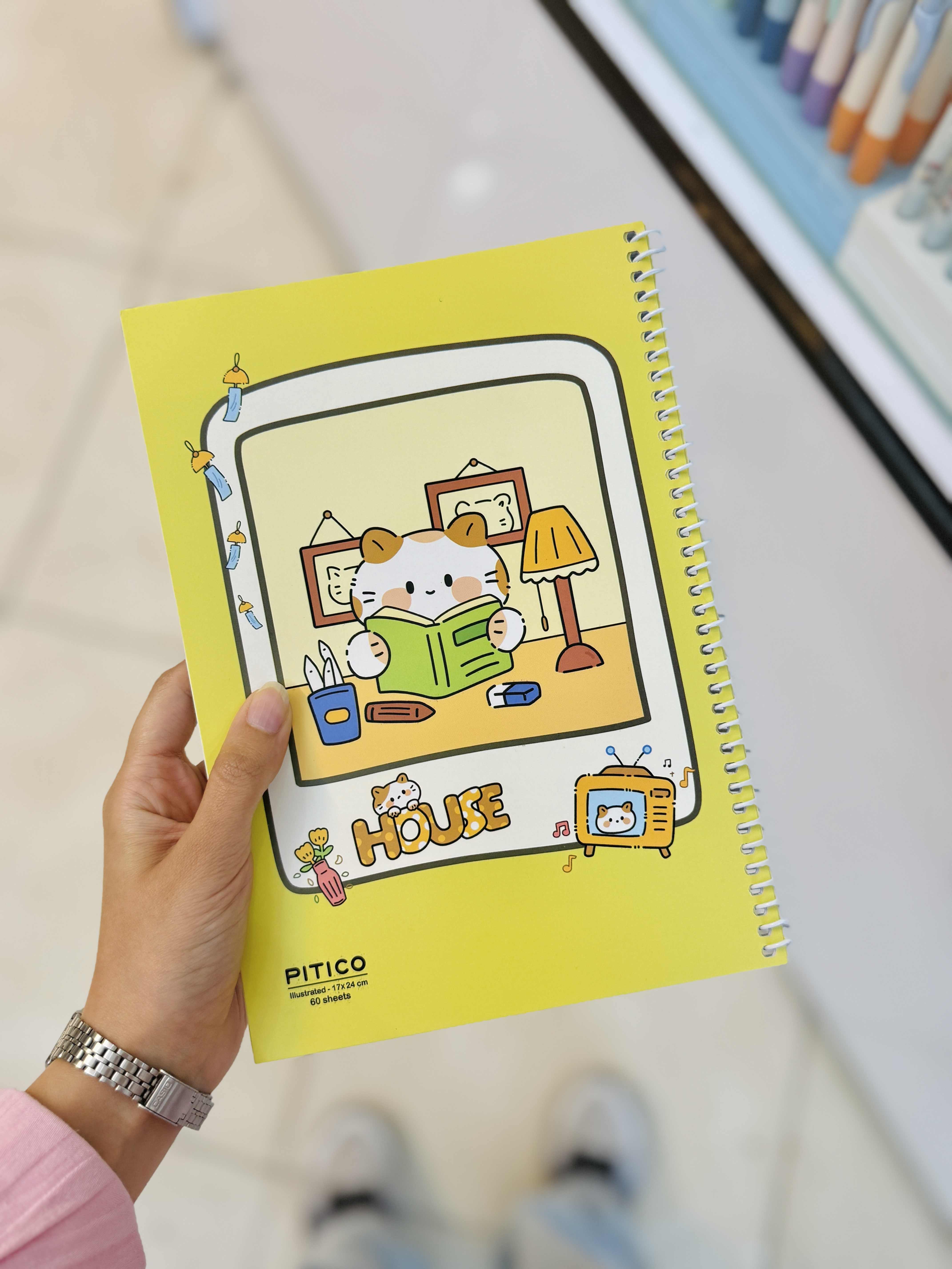 دفتر حاشیه دار پیتیکو